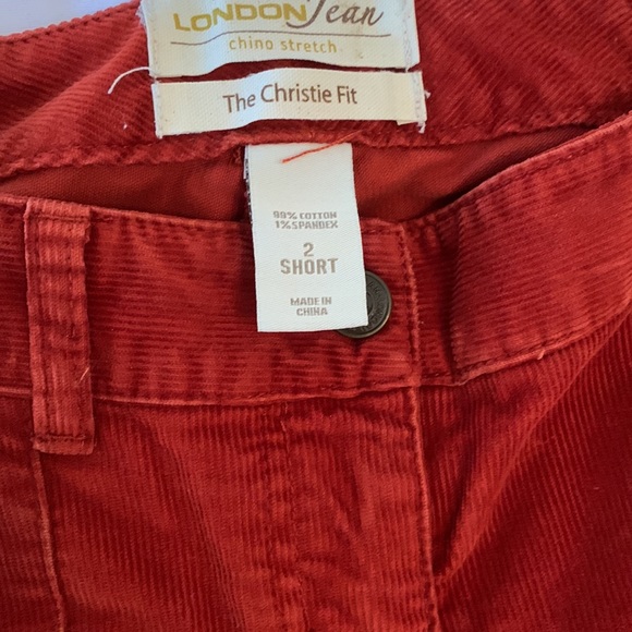 London jeans, the Christie feet woman velvet pants. Size short 2. - Picture 3 of 5